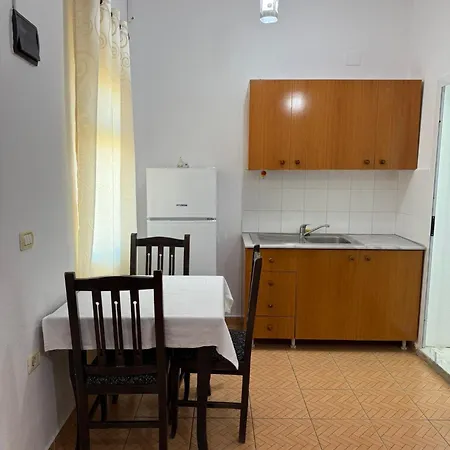 Pensionat Velipoja Stay *